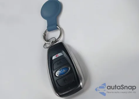 2020 Subaru Legacy Premium z USA, uszkodzony, nr VIN 4S3BWAC67L3003395